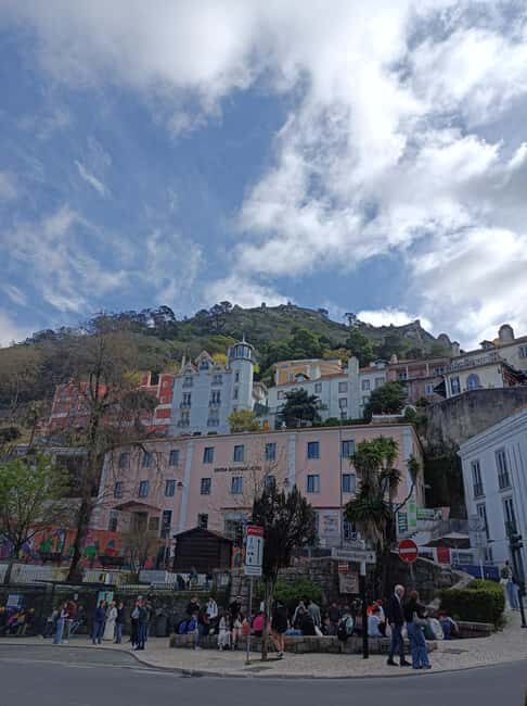 Sintra: Pena Palace, Historic Center, and local delicacies. - Key Points