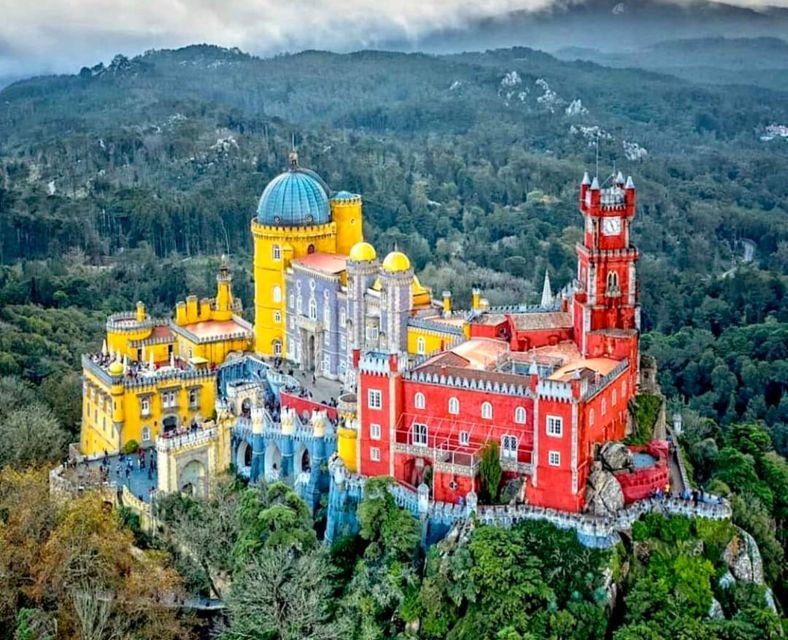 sintra-pena-palace-moorish-castle-regaleira-monserrate
