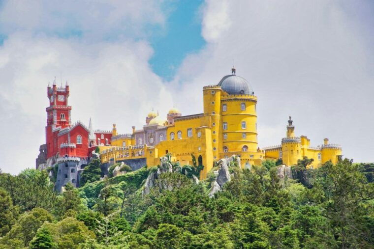 sintra-pena-palace-moorish-castle-regaleira-monserrate