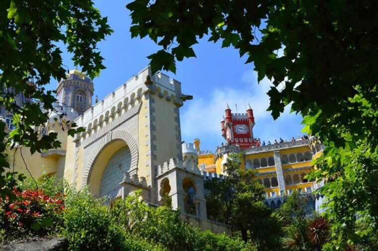 sintra-pena-palace-moorish-castle-regaleira-monserrate