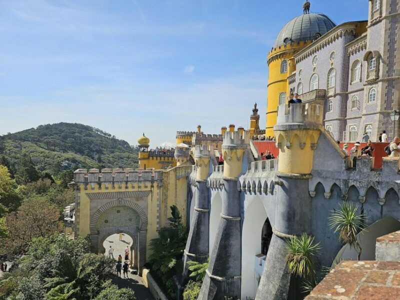 sintra-pena-palace-park-cabo-da-roca-cascais-day-tour