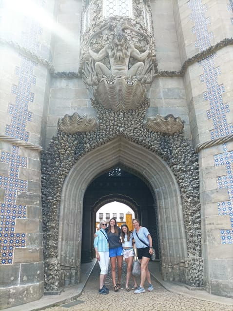 sintra-private-tour-pena-palace-regaleira-cape-roca