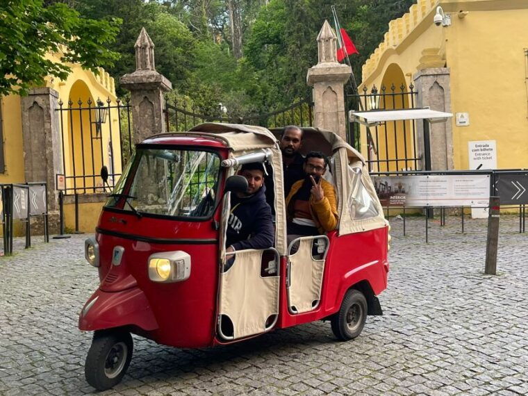 sintra-sintra-sightseeing-tour-with-tuk-tuk-1hr