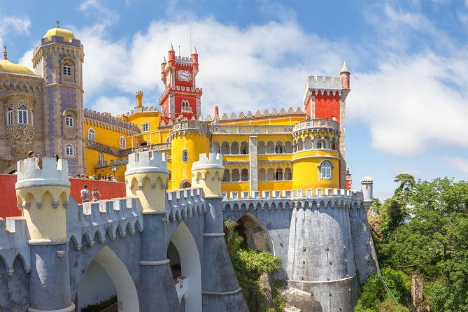 sintra-small-group-tour-from-lisbon-pena-palace-ticket-included