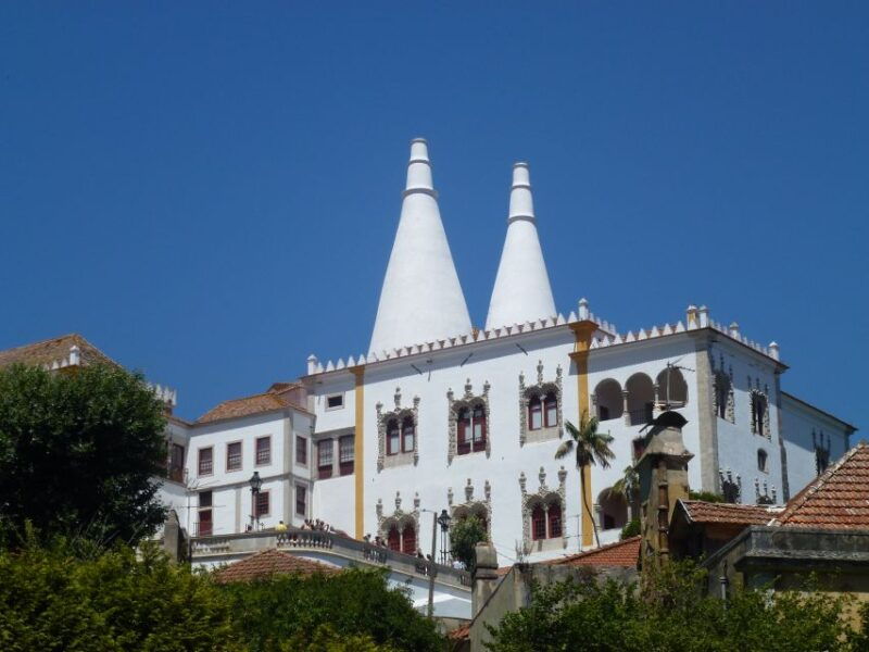 sintra-small-group-tour-from-lisbon-with-pena-palace-ticket