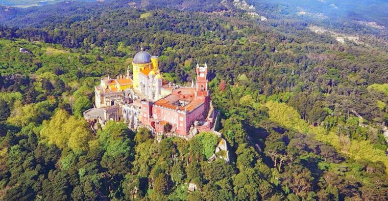 sintra-small-group-tour-from-lisbon-with-pena-palace-ticket