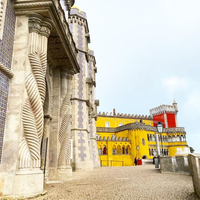 sintra-the-romantic-village-private-half-day-guided-tour