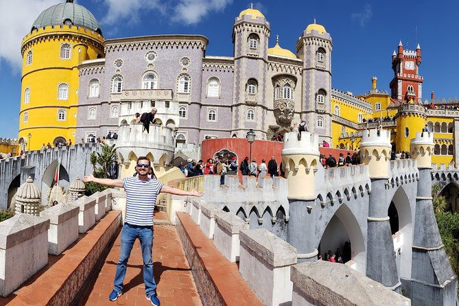 sintra-to-cascais-2-palaces-4-sites-small-group-10-hour-tour