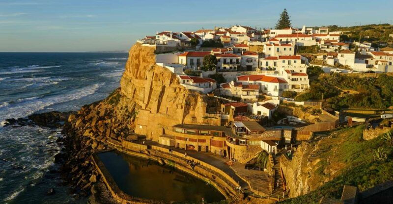 sintra-tour-including-cabo-da-roca-azenhas-do-mar-cascais-2