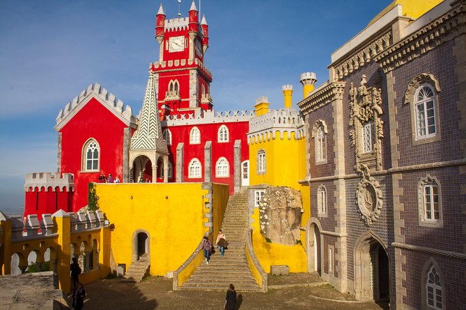 sintra-tour-with-pena-palace-and-regaleira-all-tickets-included