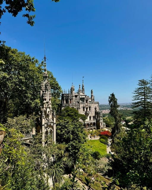 sintra-tour-with-tuktuk