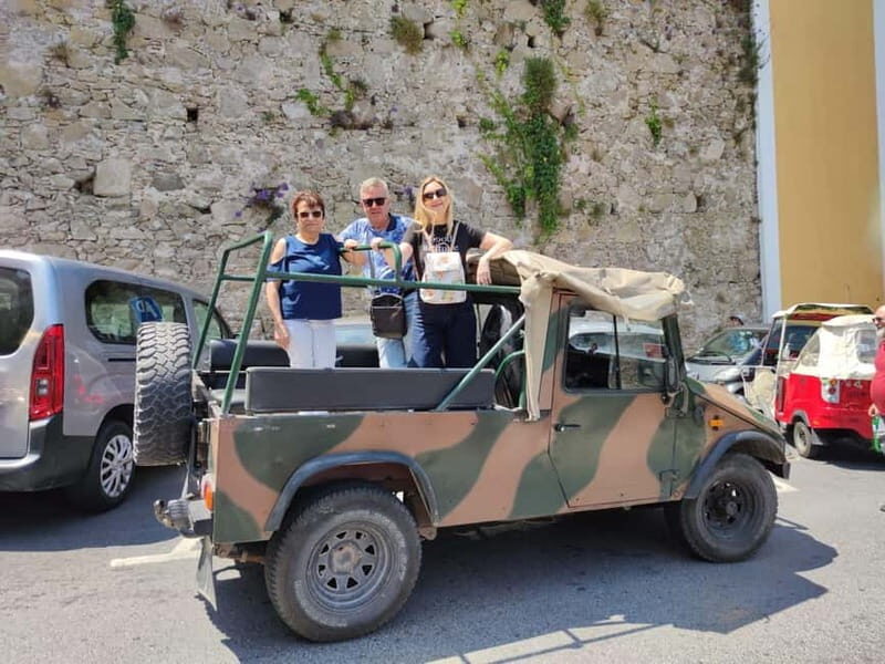 Sintra: Vintage Jeep tour, Pena Palace and coastline 8 hours - Practical Tips for Choosing This Tour