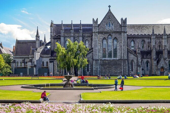 sip-and-stroll-whiskey-history-walking-tour-in-dublin-4