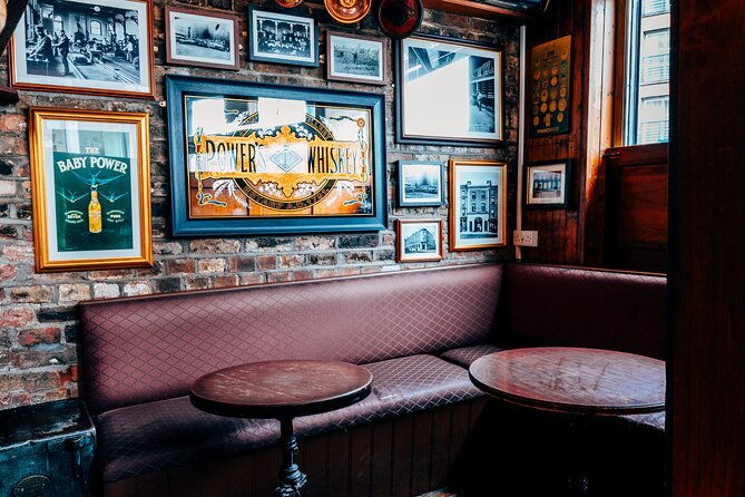 sip-and-stroll-whiskey-history-walking-tour-in-dublin-4