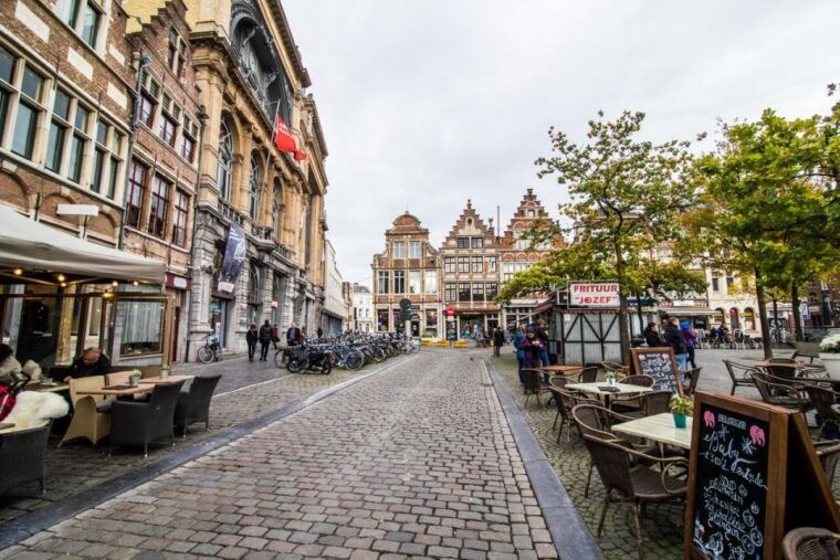 sips-and-stories-a-private-beer-tour-in-ghent