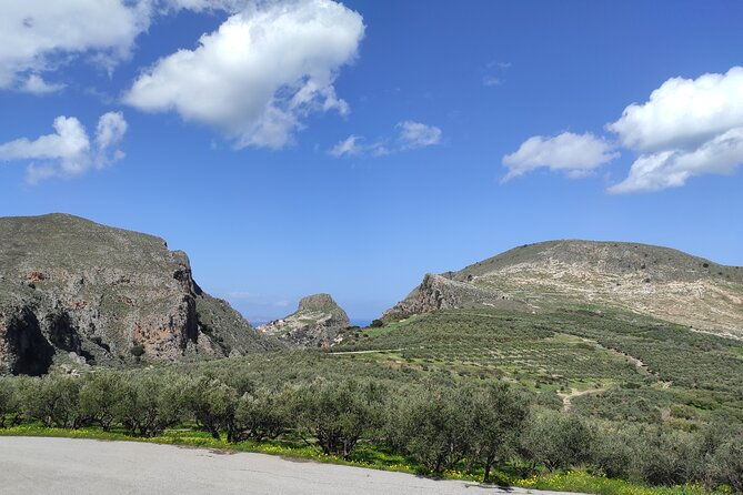 sips-of-crete-flavors-legends-hidden-gems