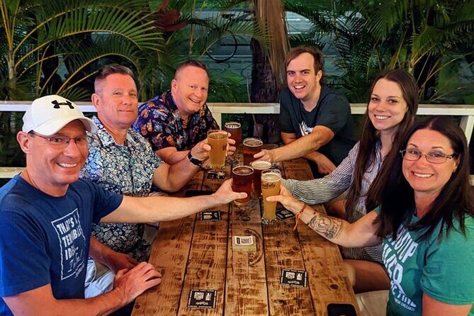 Sips & Secrets of Hawaii Pub Crawl - Exploring the Sips & Secrets of Hawaii Pub Crawl