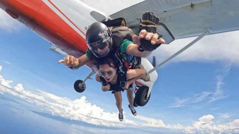 Siquijor: Tandem Skydiving Experience - Key Points