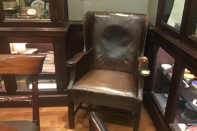 sir-winston-churchill-private-walking-tour-war-rooms