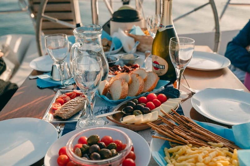 Siracusa: Aperitivo in Barca a vela - Siracusa: Aperitivo in Barca a Vela — An Authentic Sicilian Sailing Experience