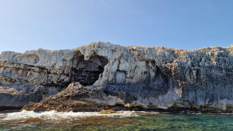 siracusa-ortigia-sea-caves-boat-tour-with-sunset-apertif