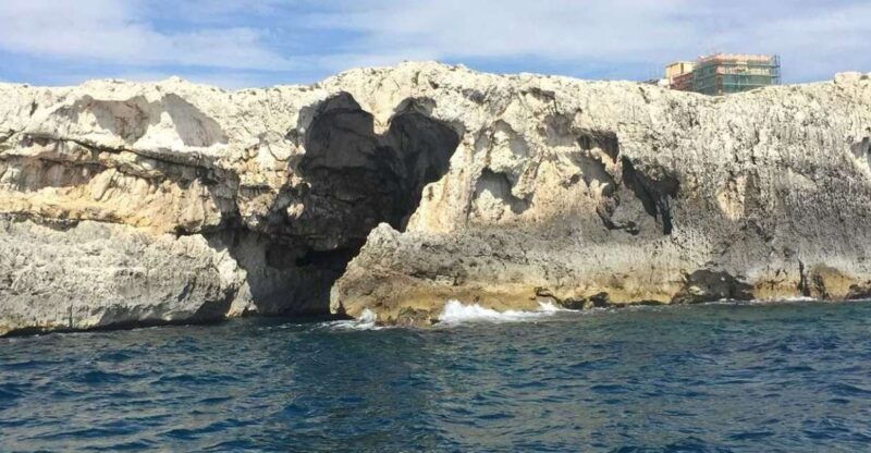 siracusa-ortygia-island-boat-tour-with-grotto-visit