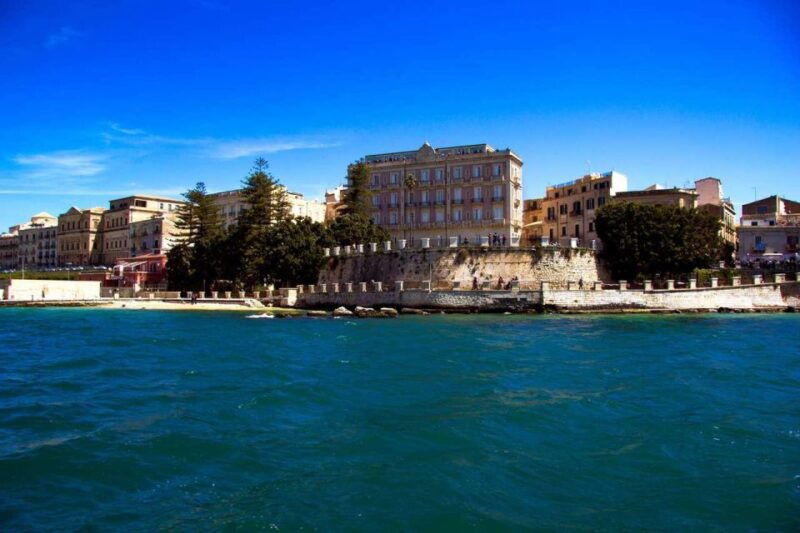 siracusa-ortygia-island-boat-tour-with-grotto-visit