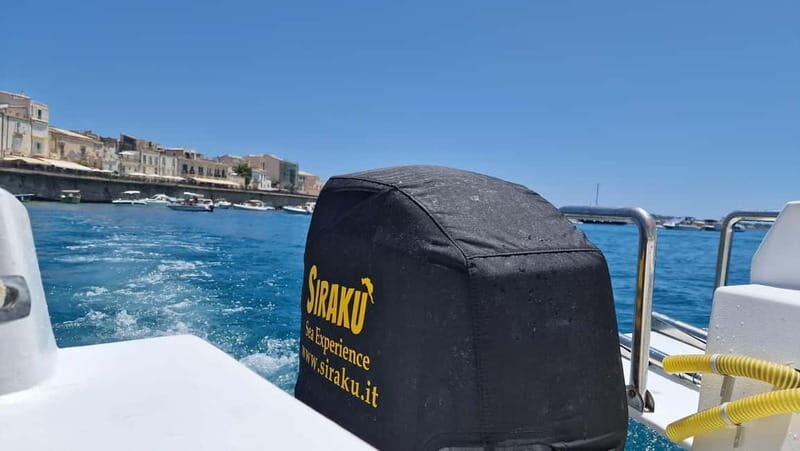 Siracusa: Wine tasting by boat with tour and gourmet food - Key Points