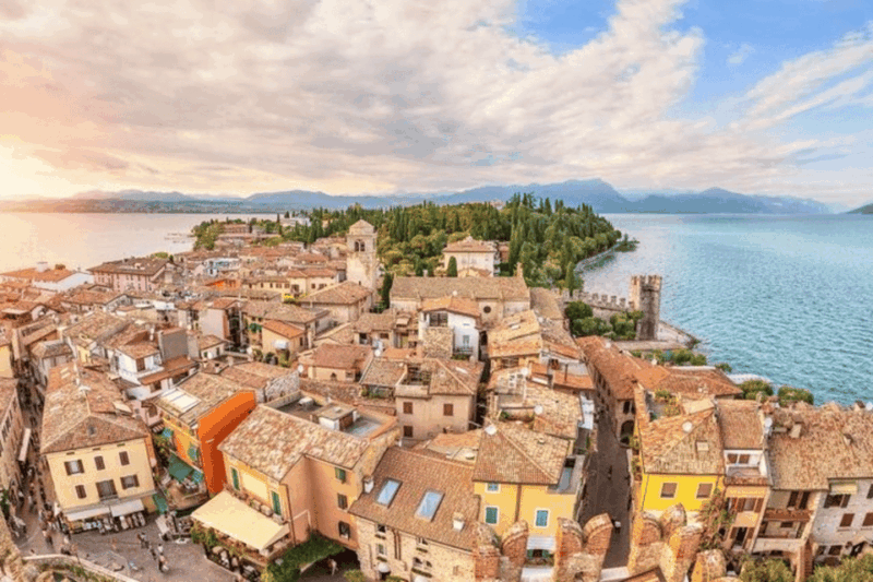 sirmione-and-verona-private-guided-tour-from-milan