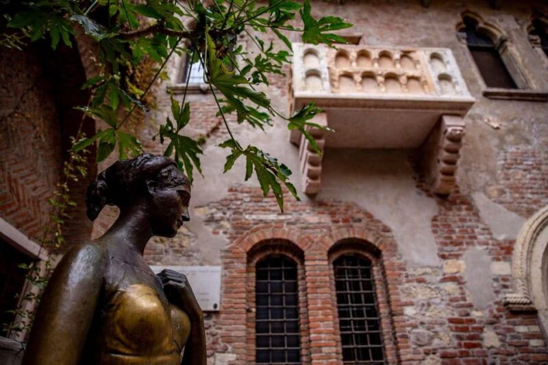 sirmione-and-verona-private-guided-tour-from-milan