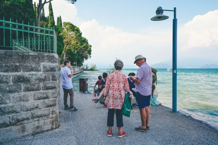 sirmione-lake-garda-boat-grotte-di-catullo-walking-tour
