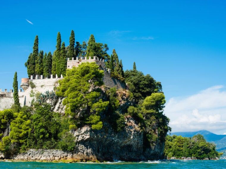 sirmione-scenic-afternoon-boat-cruise-with-prosecco-snack