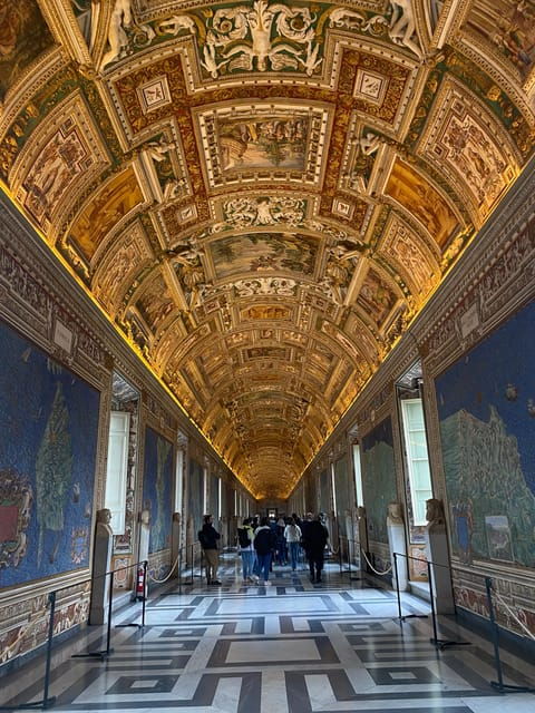 sistine-chapel-vatican-museums-tour-entry-to-st-peters