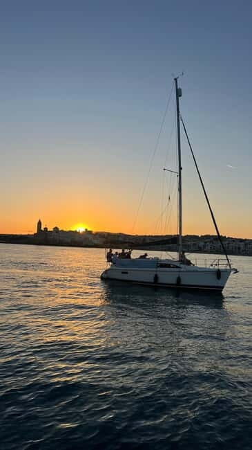 Sitges: Guided Tour by Sailboat along the Coast of Sitges - Why the Sitges Sailboat Tour Shines