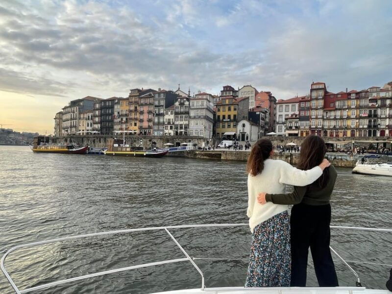 six-bridges-yacht-cruise-on-the-douro-river-in-porto