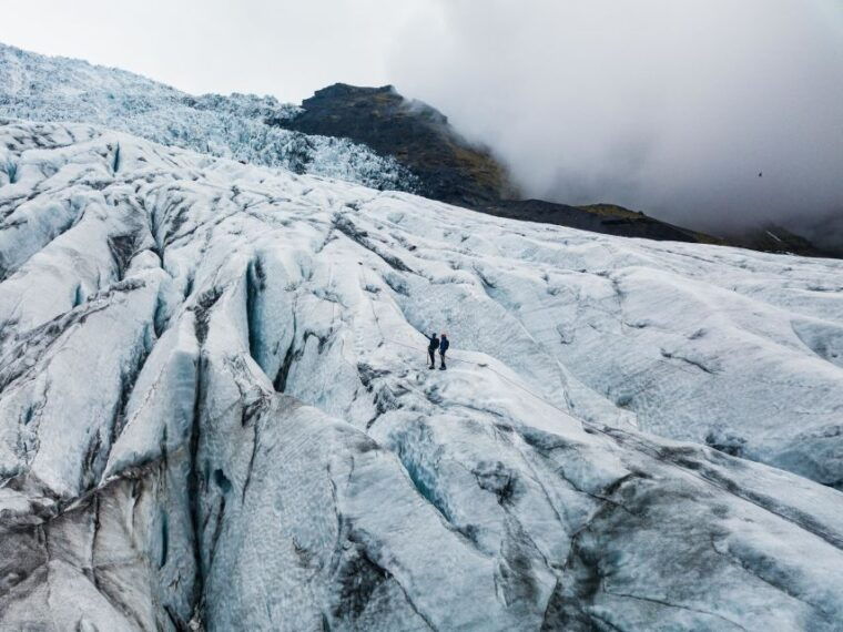 skaftafell-4h-glacier-hike-expert-guides-small-groups