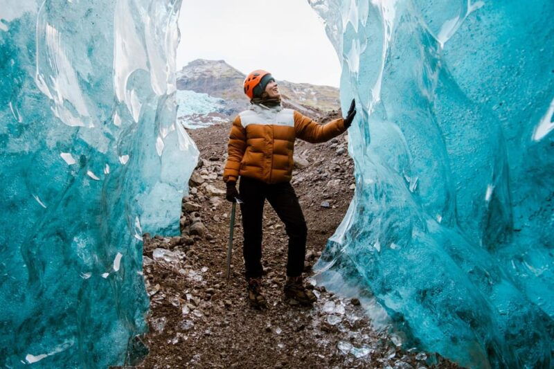skaftafell-blue-ice-cave-glacier-hike-on-vatnajokull