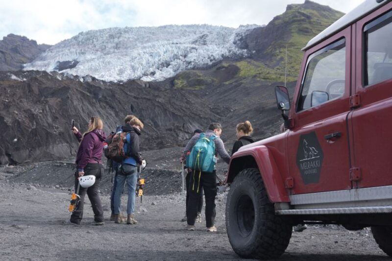 skaftafell-extra-small-group-glacier-adventure