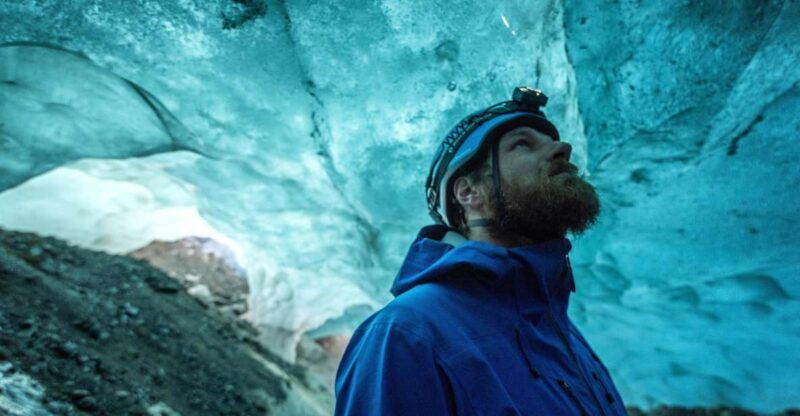 skaftafell-ice-cave-tour-and-glacier-hike