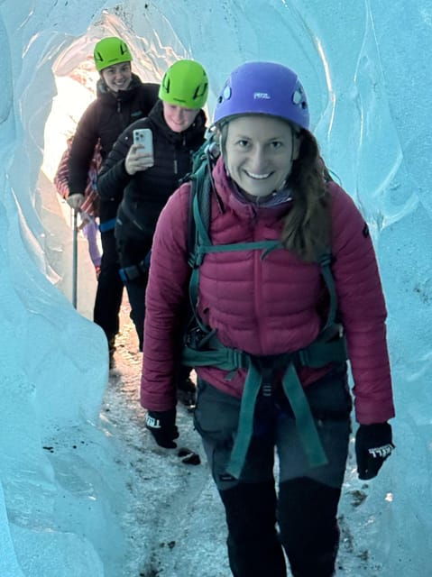 skaftafell-ice-cave-tour-and-glacier-hike
