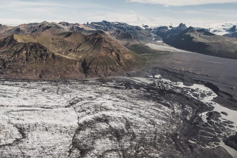 skaftafell-nature-reserve-highlights-scenic-airplane-tour