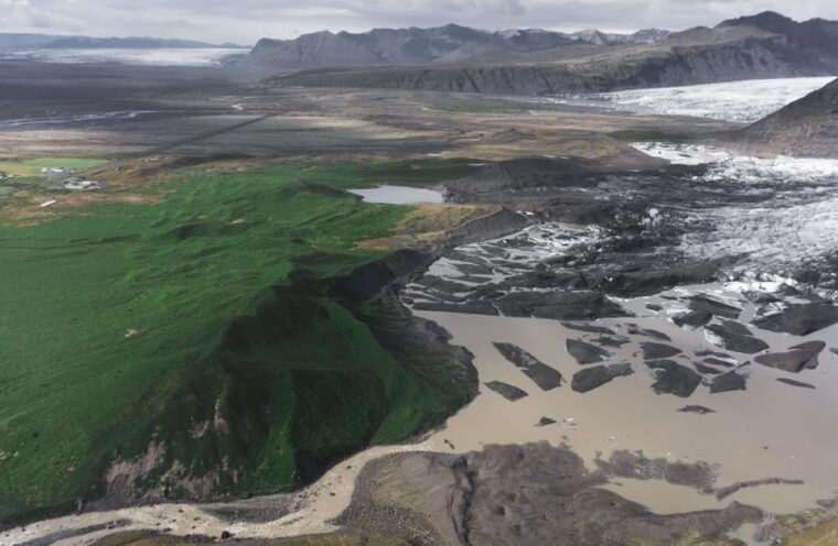 skaftafell-nature-reserve-highlights-scenic-airplane-tour