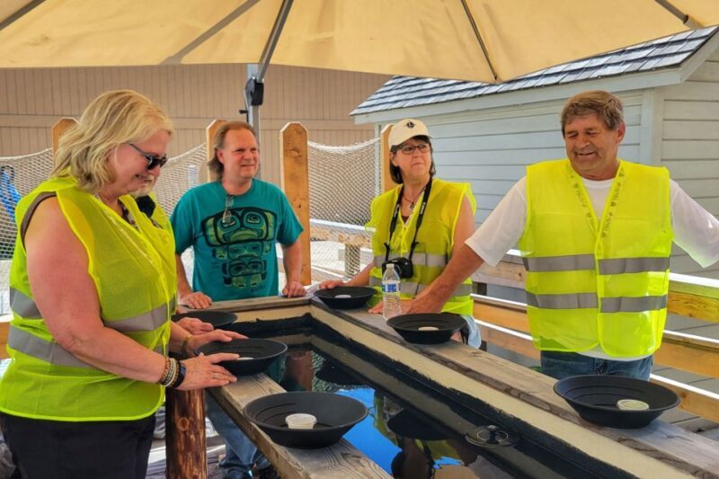 Skagway: City Highlights E-bike Tour with Gold Panning - Key Points