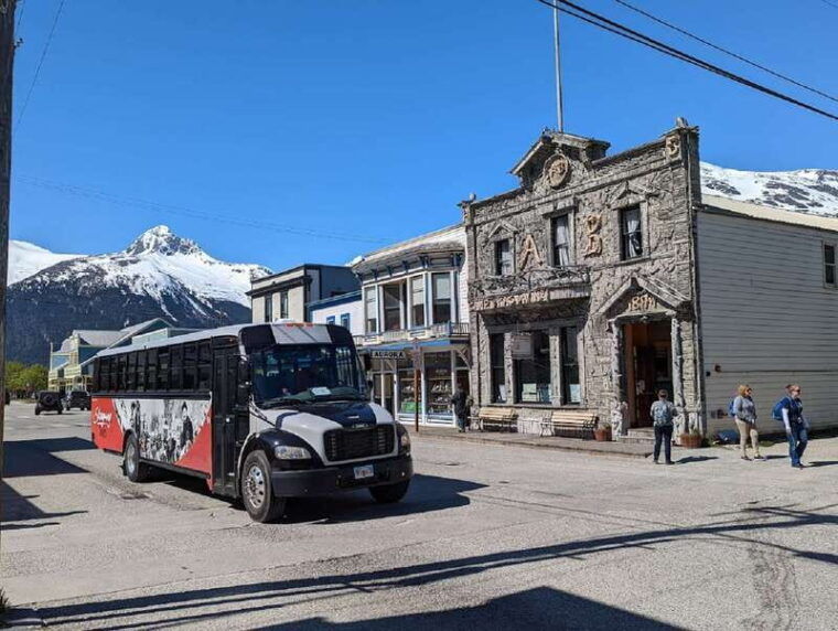 skagway-yukon-white-pass-husky-sled-camp-combo-tour-2