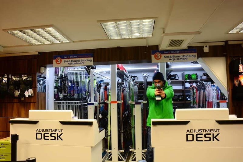 Ski and Snowboard equipment rental in Borovets - The Equipment: What’s Included?