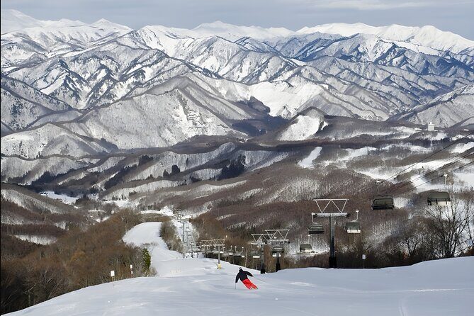 Ski Day Trip with Gears and Wears to Hodaigi from Tokyo - An Honest Look at the Experience