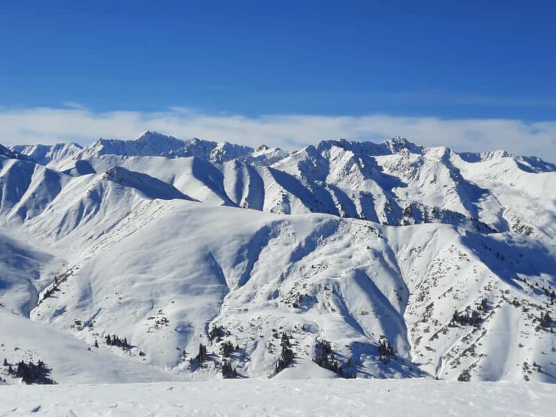 Ski touring in Kyrgyzstan at Jyrgalan Valley - Accommodations and amenities