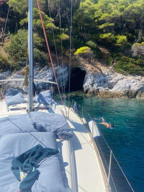 skiathos-day-sailing-trip-with-swim-stops-and-lunch