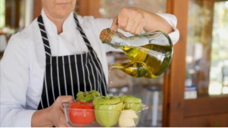 skiathos-dog-shelter-visit-hike-cooking-class-with-lunch