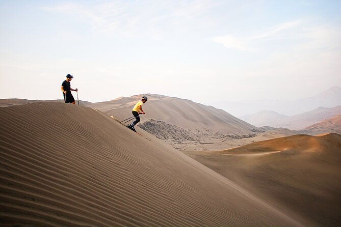 skiing-on-sand-and-off-road-in-lima-national-park-lomas-de-ancon